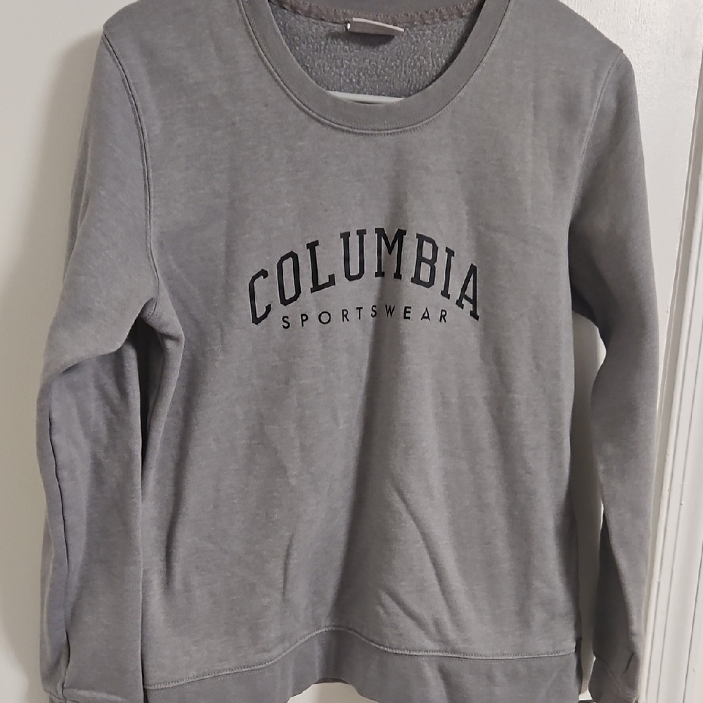 Columbia Heather Gray Crewneck Sweatshirt